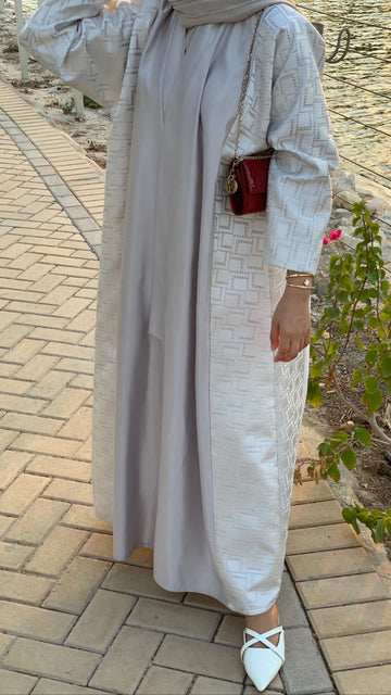 ELEGANT ABAYA