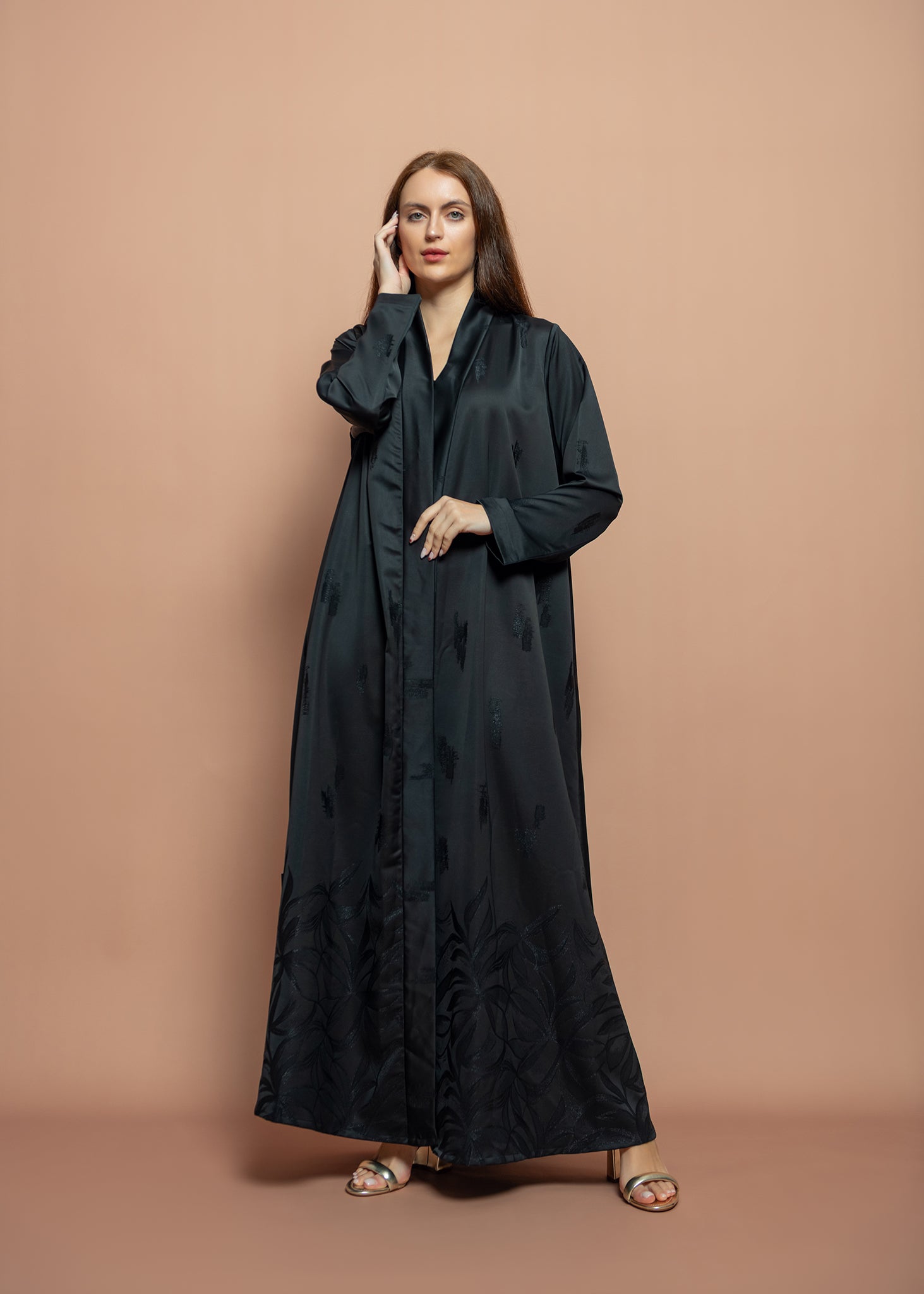 ELEGANT ABAYA