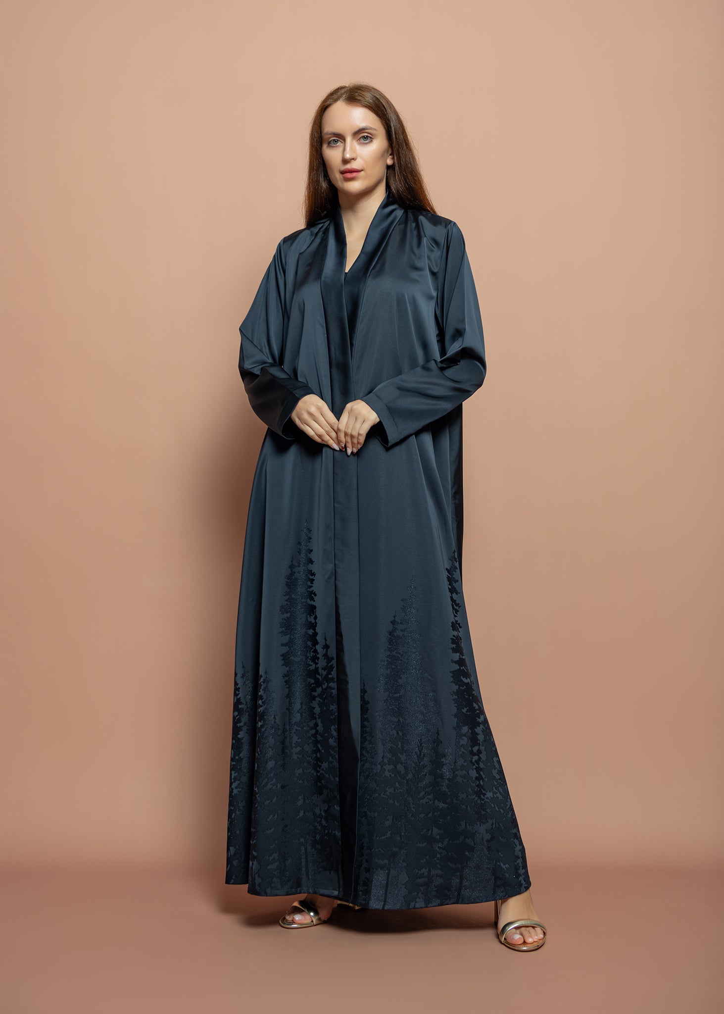 ELEGANT ABAYA