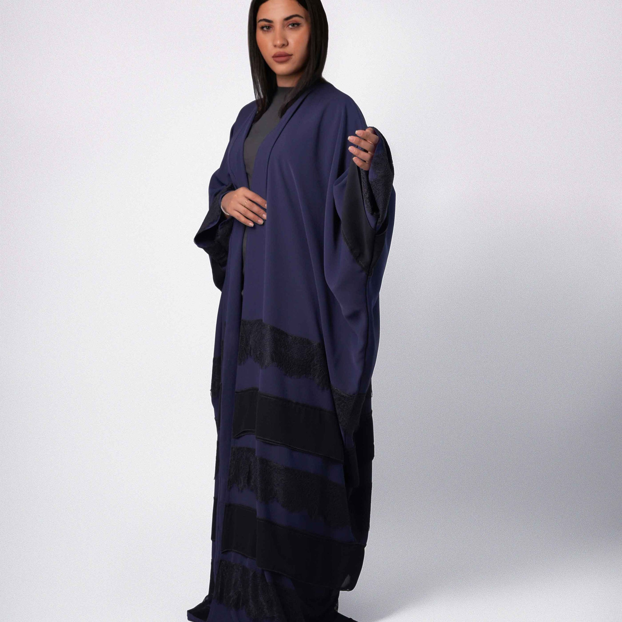 ELEGANT ABAYA