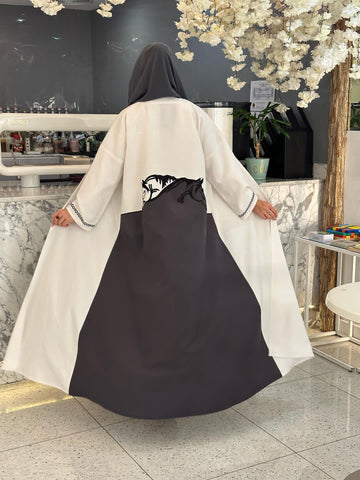 ELEGANT ABAYA
