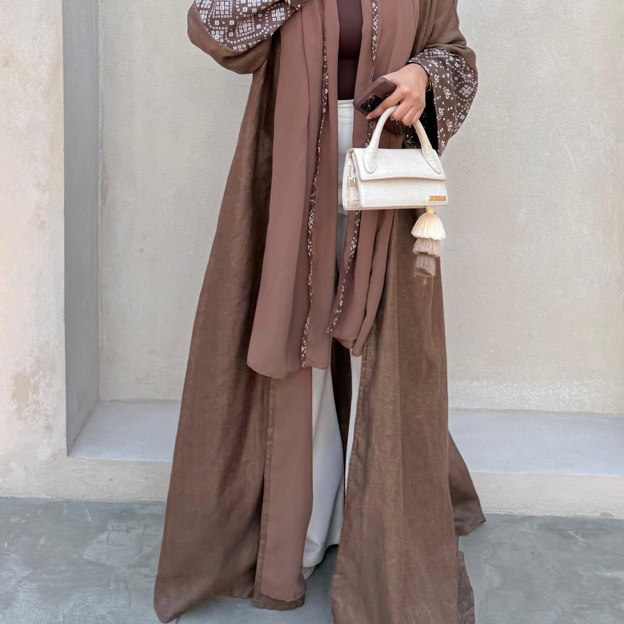 LINEN BISHT ABAYA